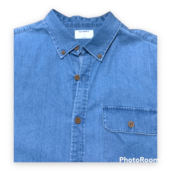 ✨ Old Navy Denim Short Sleeve Button Down Shirt - Picture 5 of 7